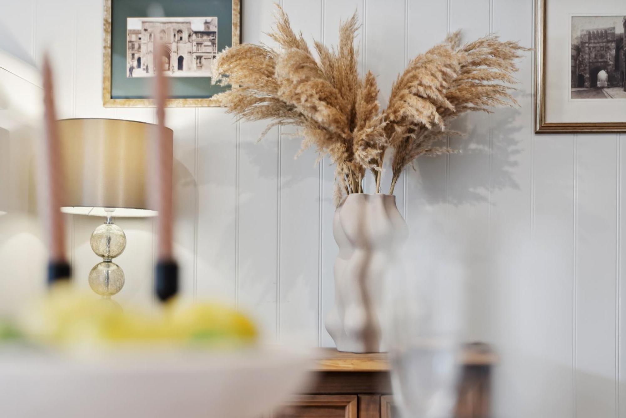 2 Bedrooms Stunning Westgate Cottage Retreat, Central Winchester, Free On-Street Parking Permit, With Garden Close To Cathedral - Sleeps 6, Pets Are Welcome, Summer Special Offer! - By Blue Puffin Stays Экстерьер фото